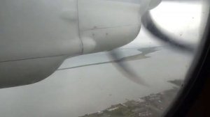 Посадка в аэропорту Тиличики. Рейс Петропавловск-Камчатский - Тиличики. 20 июня 2011 года.