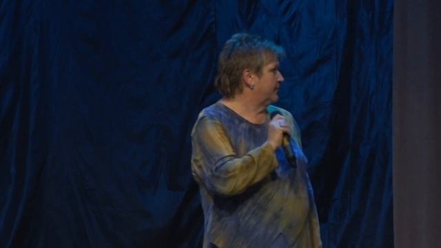 Праздничная концертная программа в честь 65-летия Дворца культуры имени В.И. Ленина. смотреть онлайн