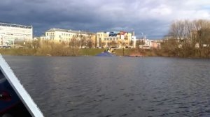 пластиковая лодка + мотор 5 л.с