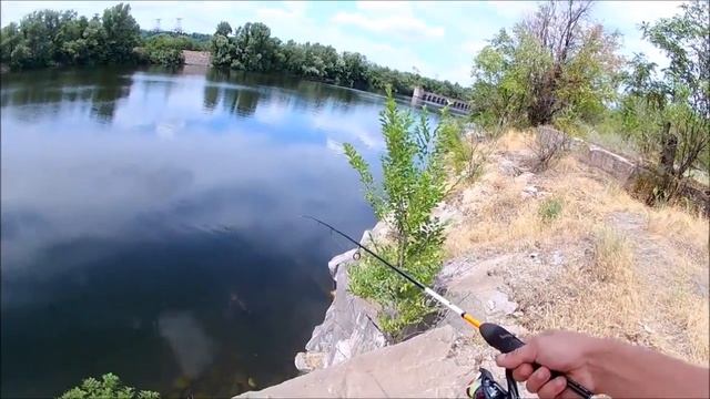 Ловим голавлей на кузнечика! Ультралайт с бомбардой смотреть онлайн