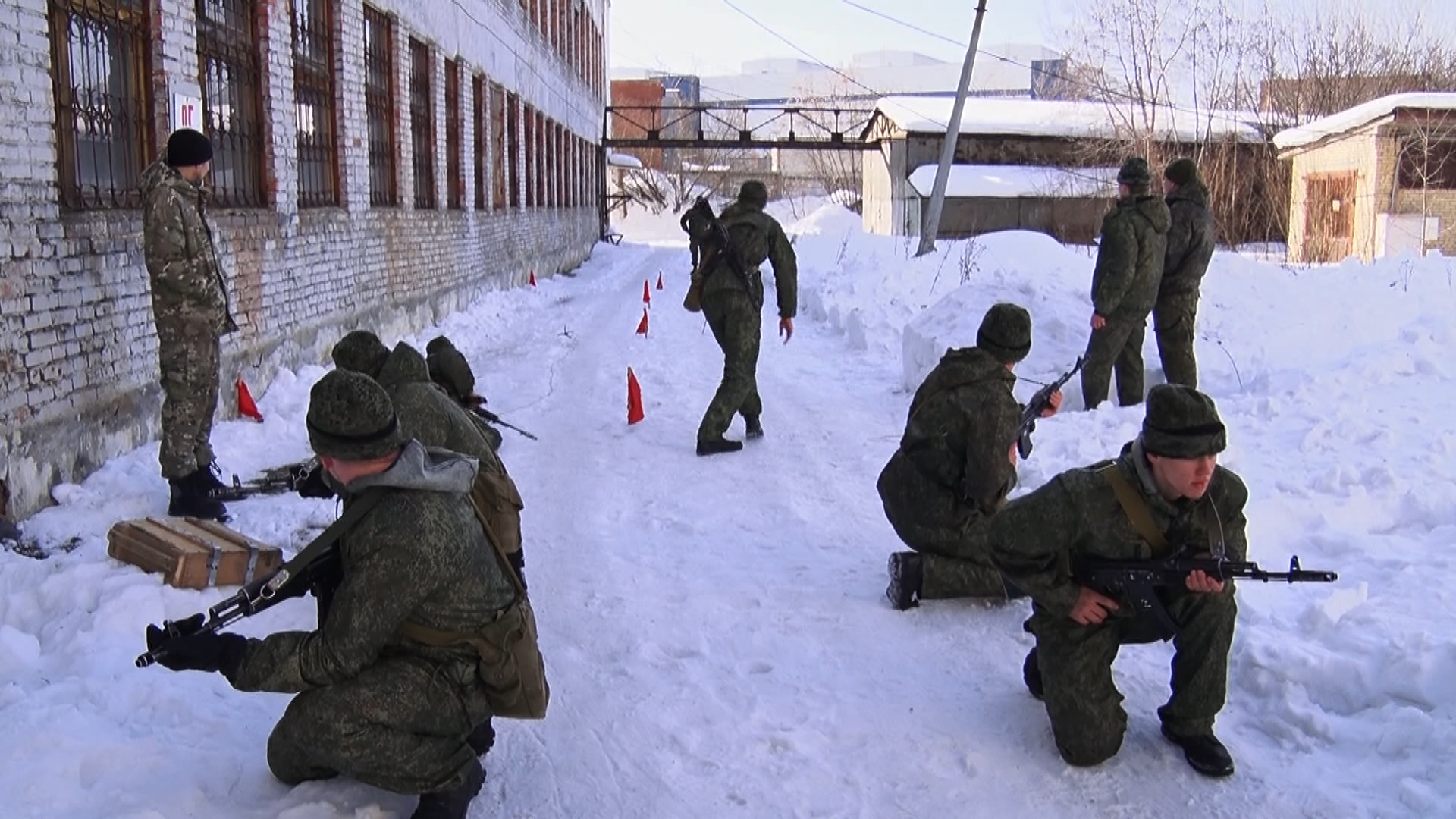 В Златоусте прошла городская военно-патриотическая игра «Патриот»