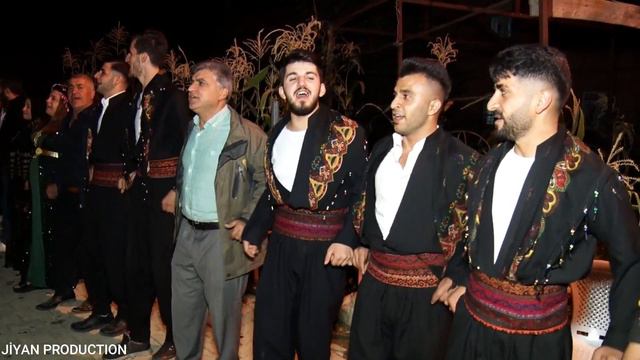 Düğünde Leyla Zana için söylediler смотреть онлайн