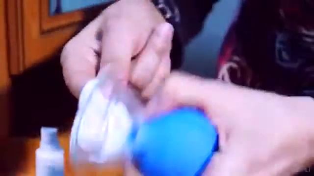 Уменьшаем морщины на лице баночным массажем