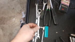 Reng Rower spotr снятие левой турбины не снимая двигатель.