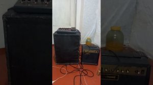 Обзор самодельного комбо уселителя  для электро гитары...