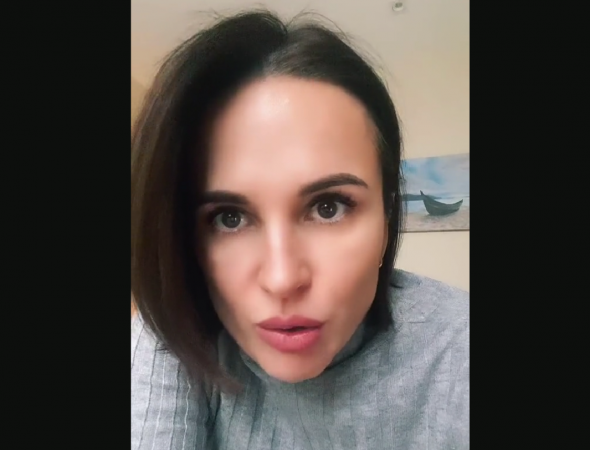 Дочь рассказала стих и маму вызывают в школу!???