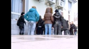 Flashmob in kinel [FiK] "Толкнём домишко"