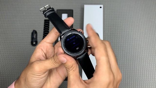 Samsung Galaxy Watch 3 Unboxing | Samsung watch 3 | gujju techno talks смотреть онлайн