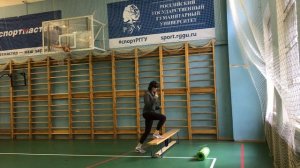 Прыжковые упражнения с использованием гимнастической скамейки
