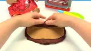 СДОБНАЯ БУЛКА ДЛЯ БЬЯНКИ Мультик Как Мама Делала Еду из Пластилина Плей До 108мама тв