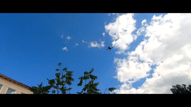 "СОЛНЕЧНЫЙ ДЕНЬ" / FPV монтаж / снова за работу смотреть онлайн