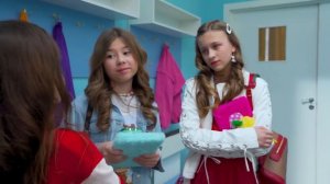 Amina и Kamil ВРАЋА СЕ У КАМПУС! 😍🥰 Откривене школске тајне тинејџера? | KiKiDo Campus Serbian