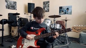 Nirvana - Smells Like Teen Spirit(guitar solo)-Мій учень Михайло Михайлович