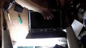 Оклейка ноутбука карбоновой пленкой