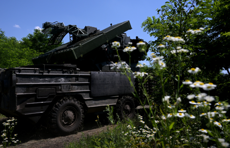 «Недавно были обкиданы немецкими минами»: рабочие будни военных из Забайкалья