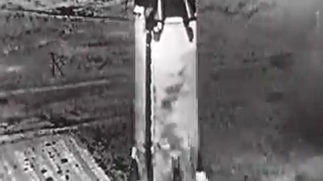 Первый пчеловек в космосе - Юрий Гагарин смотреть онлайн