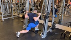 Обратные выпады в Смите. Техника выполнения