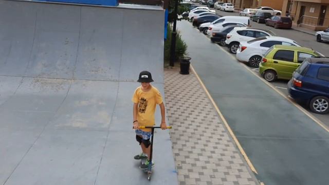 Game of scoot в парке | жёсткое падение смотреть онлайн