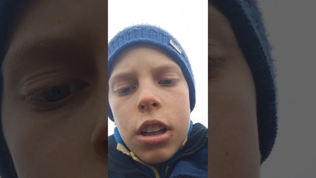 Охота на утку с Иллей!Рибалка на зимние удочки с мостика и со льда!Жарение колбаски в казане!