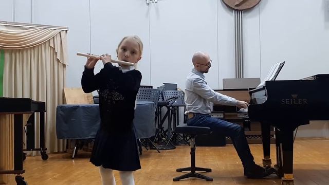 Жданова София.З.Коломеец "Мамина песенка" смотреть онлайн