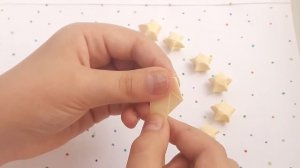 ОРИГАМИ ЗВЁЗДОЧКИ СЧАСТЬЯ / ИЗ ОДНОЙ ПОЛОСКИ БУМАГИ.