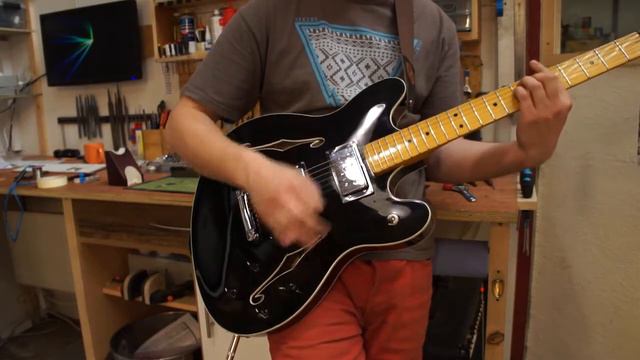 Crazy custom wiring job for Fender Starcaster, Series/Parallel with Rotary Switches! смотреть онлайн