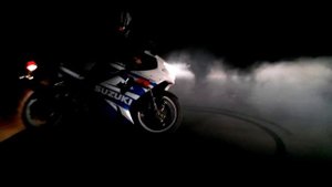 Suzuki GSX R 750 Джиксер к3