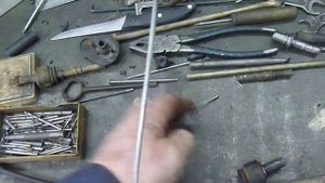 Устройство тросика переключения скоростей.