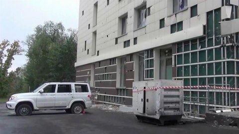 Новым массированным обстрелам подверглись жилые районы Донбасса