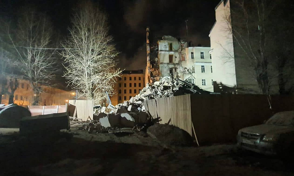 В Петербурге после обрушения дома эвакуировали 27 человек / События на ТВЦ