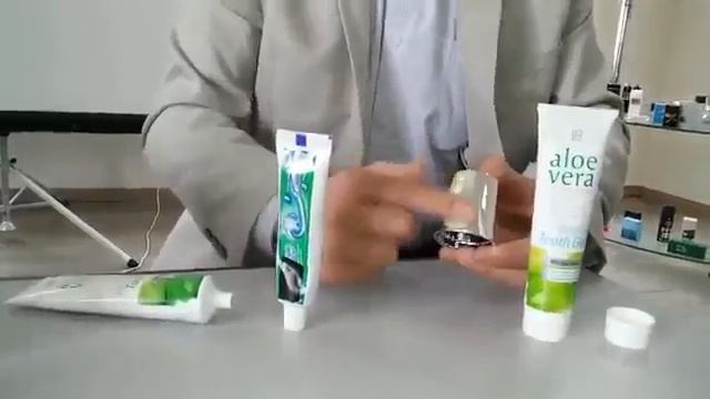 ВНИМАНИЕ! Эксперимент с зубной пастой Aloe Vera
