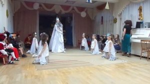 Танец Льдинок, к сценарию Герда в поисках Деда Мороза