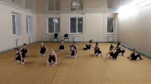 2019, 27 декабря. Гимнастический этюд"Мышка Хохошка". Команда "Идель Эврика"
