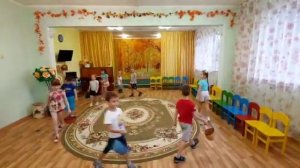 Музыкальная игра «Мы по лесу шли»