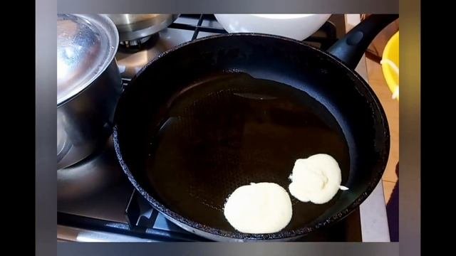 Оладьи на кефире - классический рецепт