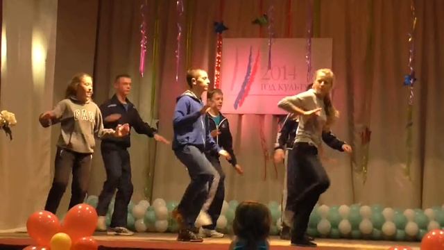 3 место на фестивале Волшебный мир детства танцевальной группы Большаковского ДК смотреть онлайн