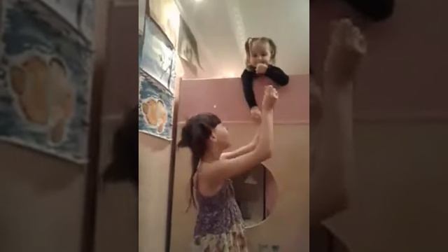 Ворона и сыр басня смотреть онлайн