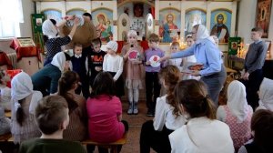 Пасхальное выступление воспитанников детской воскресной школы храма Ефрема Сирина.