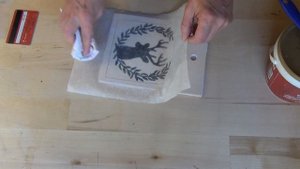 Перевод рисунка на дерево без стирания бумаги с акриловым лаком. Серия 2.