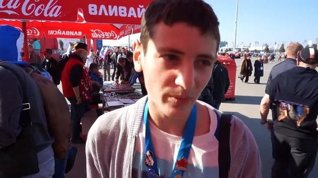 Коллекционер значков на Играх Сочи 2014