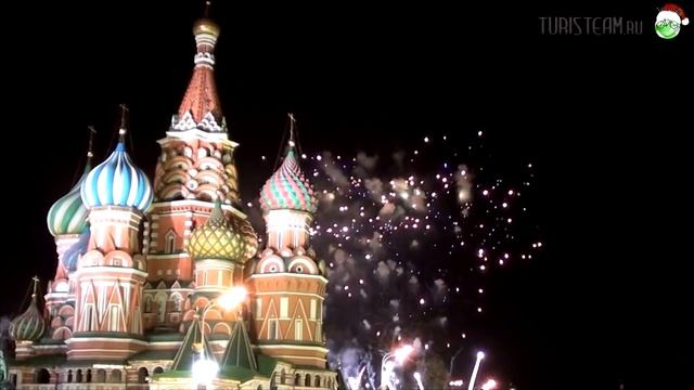 Салют на Красной площади - Новый год Москва / Fireworks on Red Square - Moscow