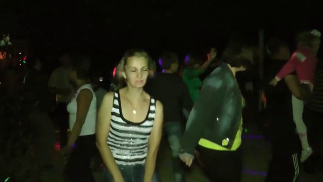 Диско 80 в Сватово летом 2012 года смотреть онлайн