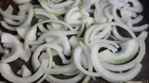 Мольва с луком в духовке