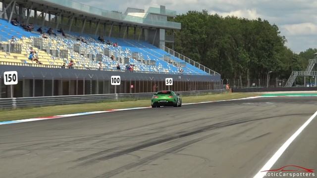 Supercars & Hypercars Racing on Track - Regera, Zonda C12-S, Senna, Agera RS, GT2 RS, Aventador SVJ смотреть онлайн