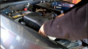 Mitsubishi Pajero 2008 Мицубиси Паджеро 3,2 литра Замена масла и фильтров в двигателе