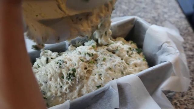 Хлеб с кинзой смотреть онлайн