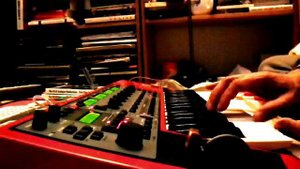 Semi-chaotic morning solo (Clavia Nord Modular G2)