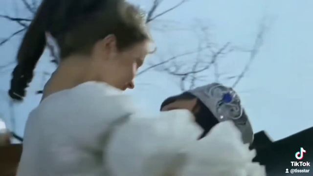 Русская версия видео на народные сказки(Еслиб  каждый король уступил даме пост) смотреть онлайн