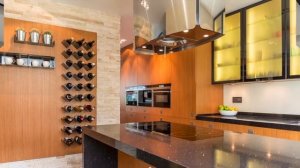 Дизайн кухни в частном доме. Инновационные решения организации пространства. Особый подход.