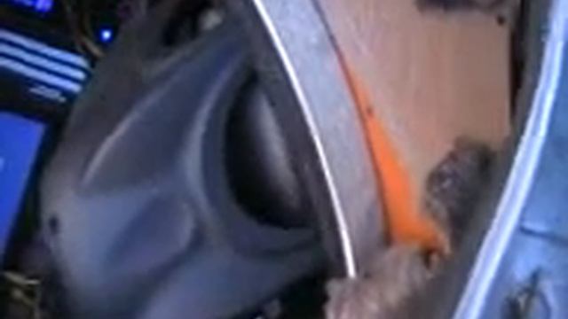 2 сабвуфера hynda 124 и lada mpeg4